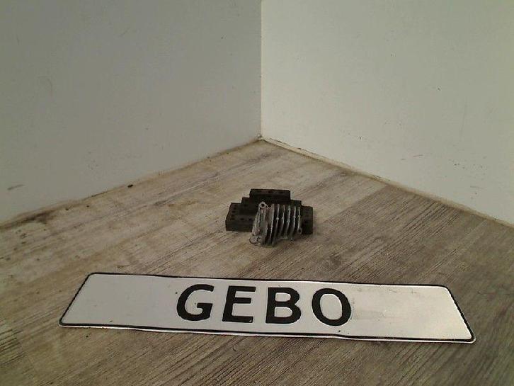 BALLAST DE PHARE XENON Seat Leon SC (5FC) (5F0941476), Autos : Pièces & Accessoires, Éclairage, Seat, Utilisé