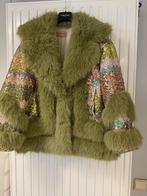 Prachtige nieuwe mantel in Fake Fur met bling bling, Kleding | Dames, Ophalen, Nieuw, Maat 38/40 (M), Groen