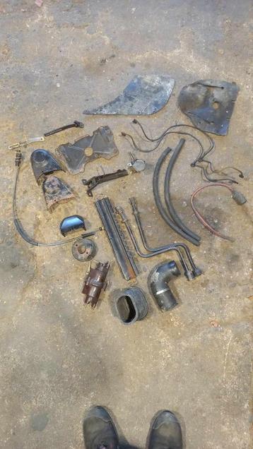 Pièces de 2CV beschikbaar voor biedingen