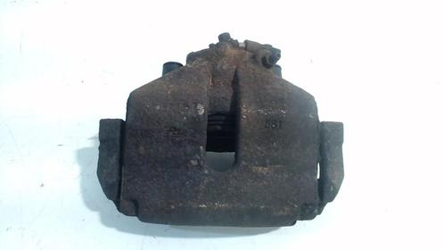 REMKLAUW LINKS VOOR Volkswagen Caddy III (2KA,2KH,2CA,2CH), Auto-onderdelen, Remmen en Aandrijving, Volkswagen, Gebruikt