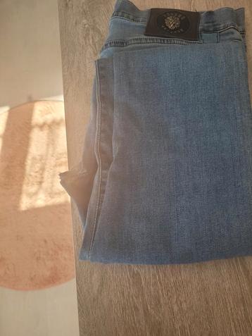 Mooie kwaliteitsjeans voor jongens  beschikbaar voor biedingen