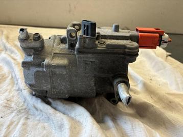 Toyota Prius Aircopomp 042200133R beschikbaar voor biedingen