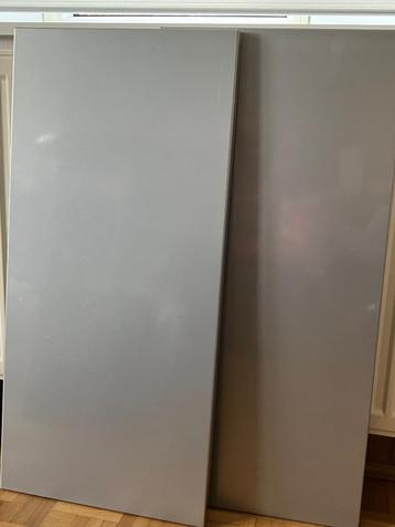 Tableaux d'affichage en métal beschikbaar voor biedingen