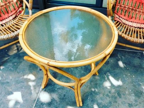 Table basse en bambou avec plateau en verre, Antiquités & Art, Antiquités | Meubles | Tables, Enlèvement