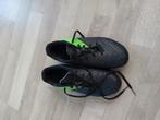 Voetbalschoenen maat 35, Sport en Fitness, Ophalen, Zo goed als nieuw