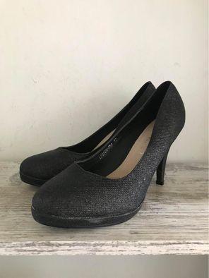 Escarpins pour femme, Vêtements | Femmes, Chaussures, Porté, Escarpins, Noir