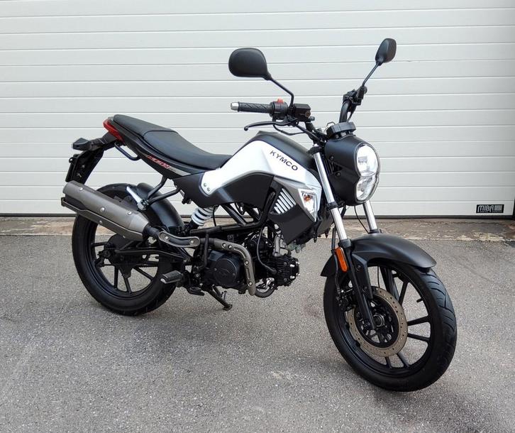 Kymco k pipe KPW-50 en KPW 125 verkoopt veel onderdelen (zie, Fietsen en Brommers, Brommeronderdelen | Algemeen, Gebruikt, Cilinder