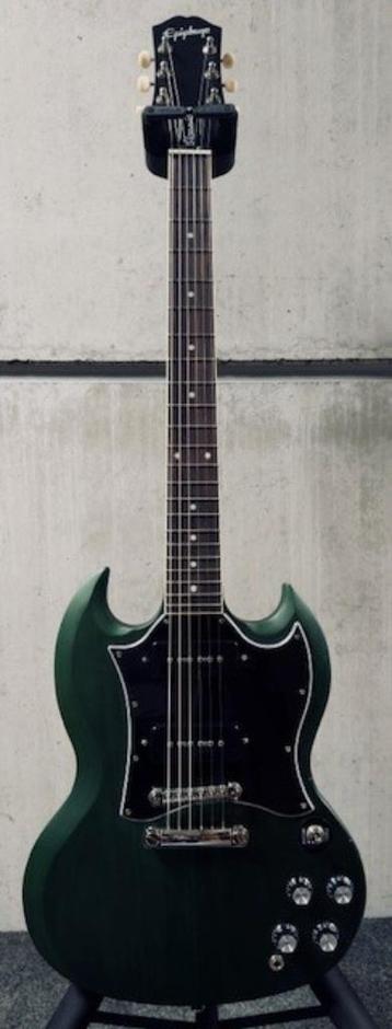 Epiphone SG Classic Worn P-90s Worn Iverness Green + Case beschikbaar voor biedingen