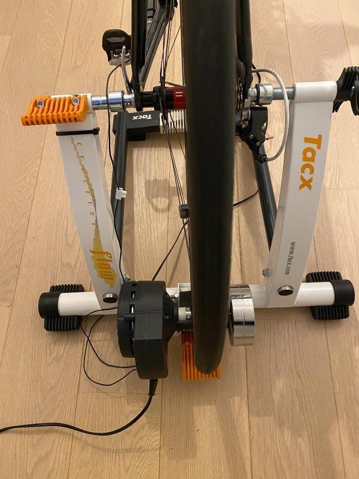 Tacx Flow indoortrainer, Sport en Fitness, Wielrennen, Gebruikt, Overige typen, Ophalen