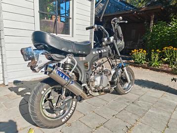 Zhenhua Dax 125cc – Mat Zwart – Eerste eigenaar, Motos, 125 cm³, Dax, Particulier, 4 cylindres