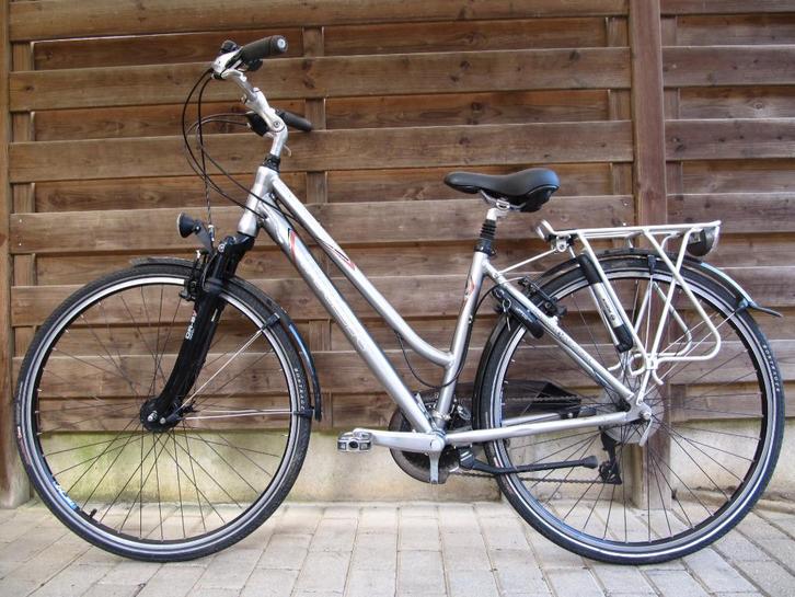 Damesfiets TREK in Tielt - Winge 3390, Fietsen en Brommers, Fietsen | Dames | Damesfietsen, Zo goed als nieuw, Versnellingen, Ophalen