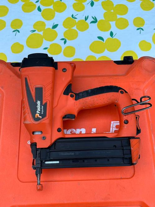 Paslode IM50 F18 nagelpistool, Doe-het-zelf en Bouw, Gereedschap | Overige machines, Gebruikt, Ophalen
