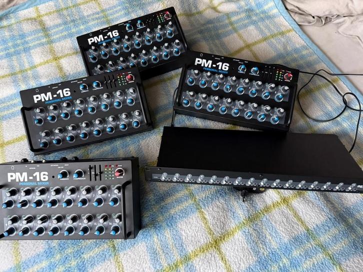 Système de moniteur 16 canaux Elite Core PM-16 Studio, TV, Hi-fi & Vidéo, Appareils professionnels, Comme neuf, Audio, Enlèvement ou Envoi