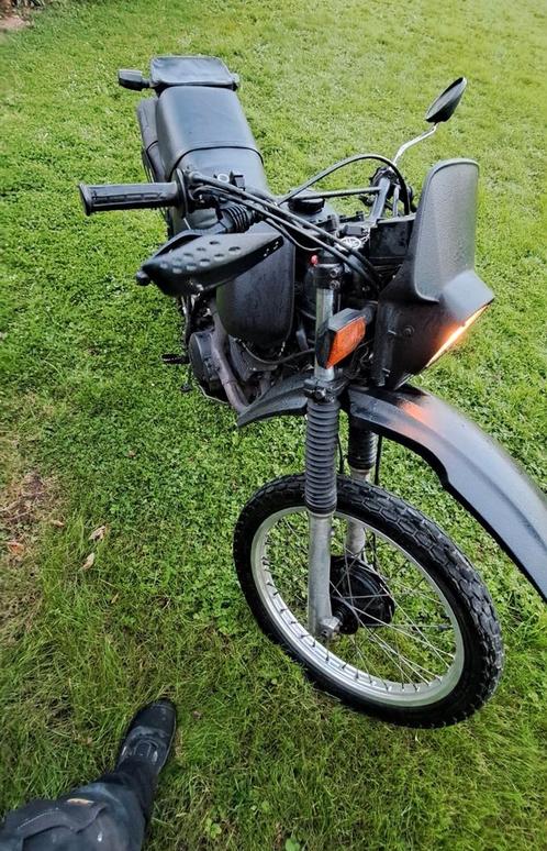 Yamaha xt 550 de 1984 offre ou échange, Motoren, Motoren | Yamaha, Particulier, Enduro, Ophalen