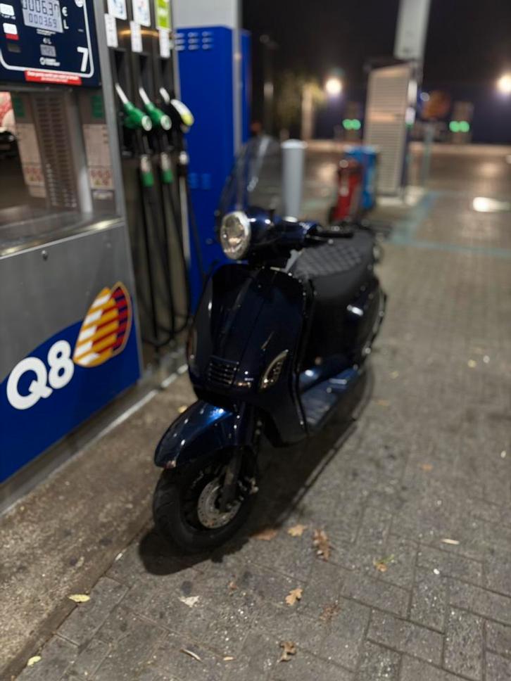 Gts toscana, Fietsen en Brommers, Snorfietsen en Snorscooters, Zo goed als nieuw, Ophalen