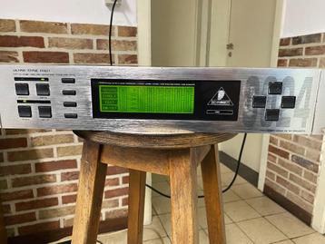 beheringer DSP 9034 equalizer signaalprocessors beschikbaar voor biedingen