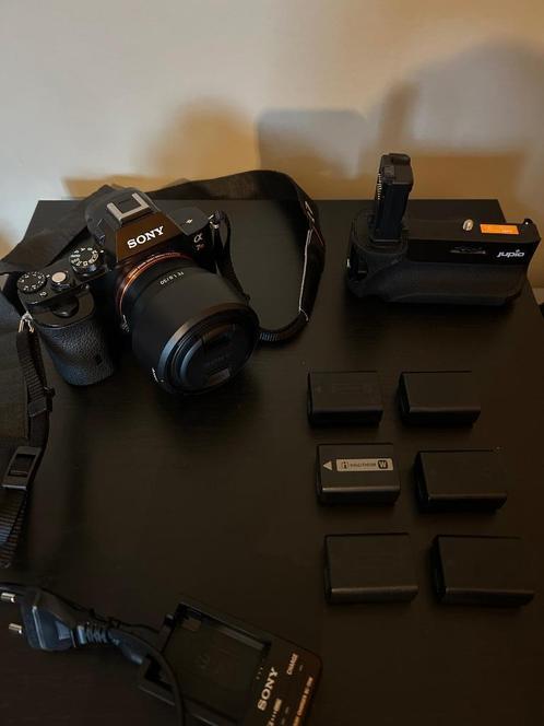 Sony camera, kitlens, batterijgrip, 6 batterijen, oplader, Audio, Tv en Foto, Fotocamera's Digitaal, Gebruikt, Sony, Ophalen