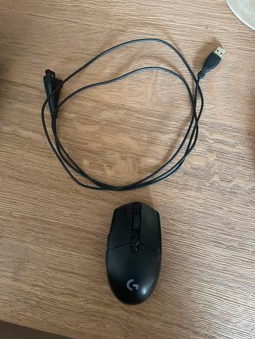 Logitech g305, Enlèvement, Utilisé