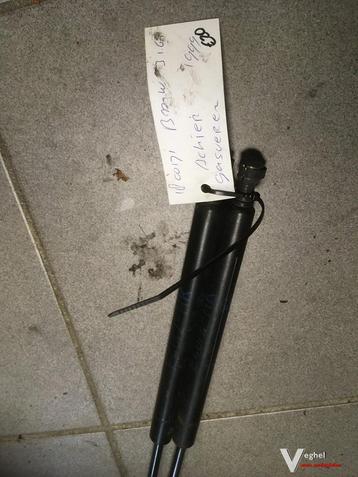 Bmw 316 gasveren set achter 1999 beschikbaar voor biedingen