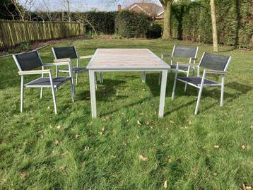 Tuinset: Tafel en 4 Stoelen beschikbaar voor biedingen