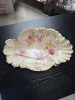 Porseleinen bordjes en schaal, Ophalen