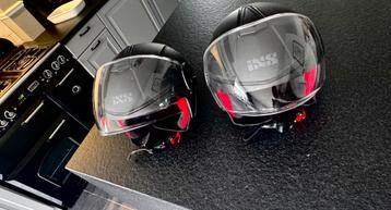 2 Scooter helmen te koop! beschikbaar voor biedingen