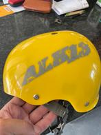 ALK13 skate helm, Sports & Fitness, Skateboard, Comme neuf, Enlèvement, Protection