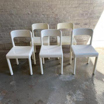 5 vintage stoelen seventies beschikbaar voor biedingen