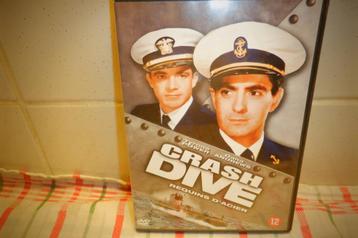 DVD Crash Dive.(Tyrone Power & Dana Andrews) beschikbaar voor biedingen