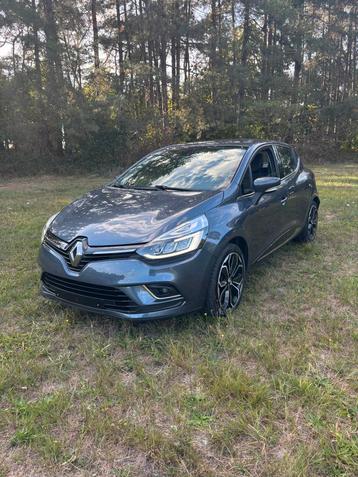 Renault clio automaat beschikbaar voor biedingen