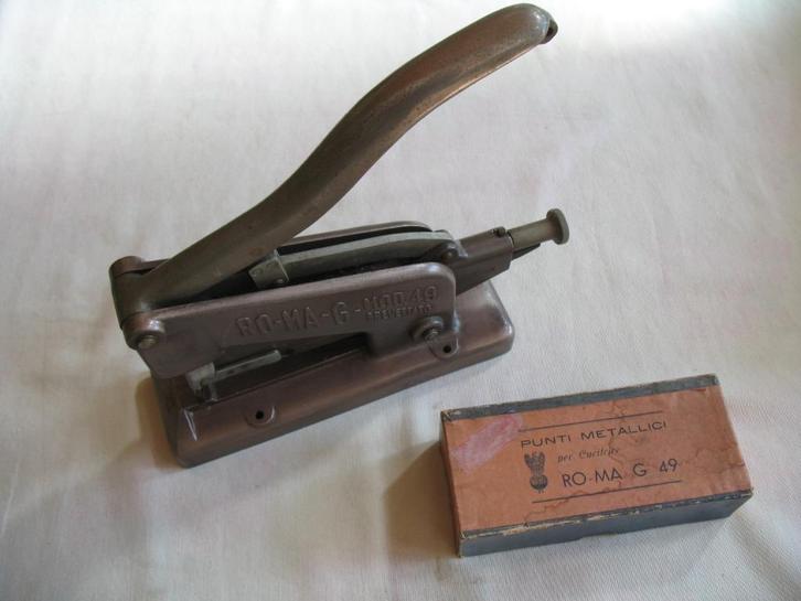 Antiek kantoor nietmachine jaren '50 – ‘60, Antiek en Kunst, Antiek | Kantoor en Zakelijk, Ophalen of Verzenden