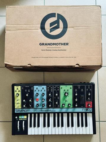 Moog Grandmother Semi-Modular Synthesizer beschikbaar voor biedingen