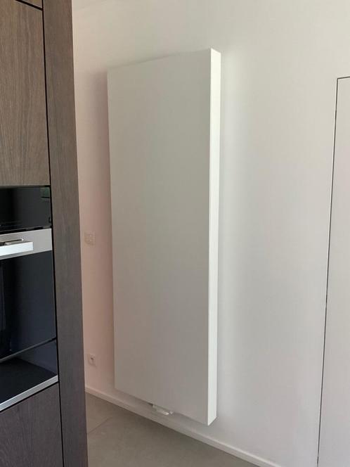 vlakke plaatradiatoren Radson integra Parada, Doe-het-zelf en Bouw, Verwarming en Radiatoren, Zo goed als nieuw, Radiator, Ophalen