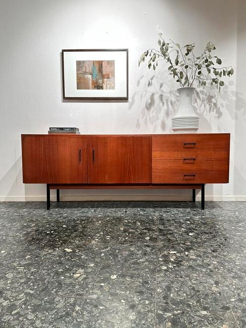 Vintage Midcentury Minimalistisch Dressoir, Huis en Inrichting, Kasten | Dressoirs, Zo goed als nieuw, Ophalen