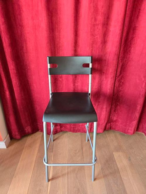 Chaise de bar / chaise haute, Huis en Inrichting, Barkrukken, Gebruikt, 90 cm of meer, Kunststof, 5 krukken of meer, Met voetsteun