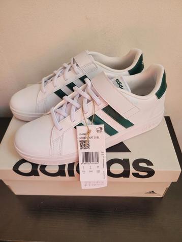 15€ prix fixe - Adidas Taille 38 - Grand Court 2.0 EL