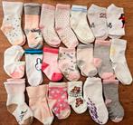 Lot de 20 paires de chaussettes bébé fille diverses tailles, Enfants & Bébés, Enlèvement, Utilisé, Fille, Chaussettes