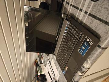 ASUS laptop I7 processor, draait nog maar geen beeld beschikbaar voor biedingen