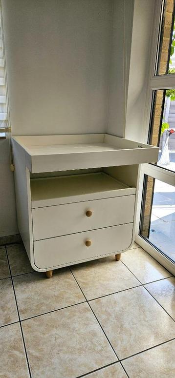 Ikea verzorgingstafel MYLLRA  beschikbaar voor biedingen