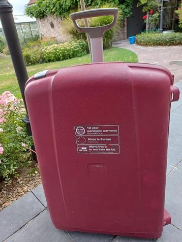 reiskoffer Samsonite beschikbaar voor biedingen