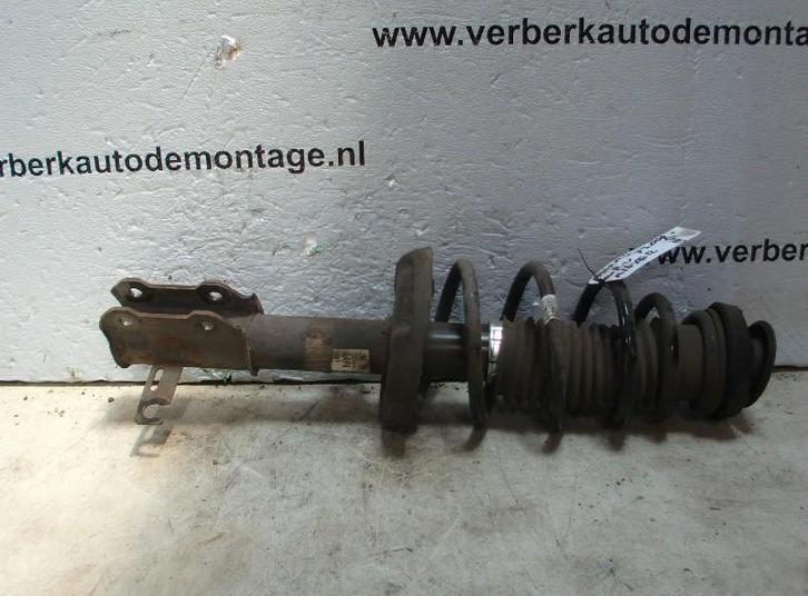 VEERPOOT RECHTS VOOR Opel Astra J (PC6 / PD6 / PE6 / PF6), Auto-onderdelen, Ophanging en Onderstel, Opel, Gebruikt