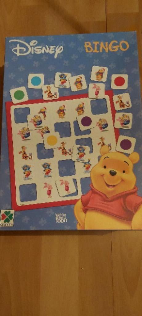 Gezelschapsspel Disney Winnie de Poeh "Bingo" en "Honey", Hobby en Vrije tijd, Gezelschapsspellen | Bordspellen, Zo goed als nieuw