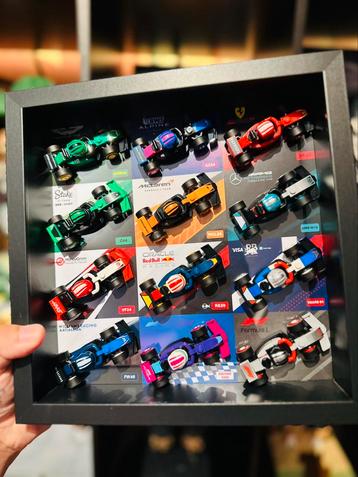 Petit cadre 25x25 cm pour F1 mini LEGO ️ beschikbaar voor biedingen