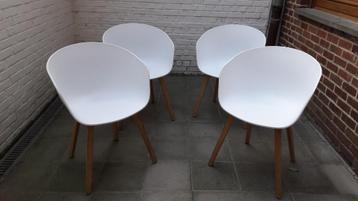 Set van vier stoelen HAY AAC 222 wit + 2 gratis beschikbaar voor biedingen