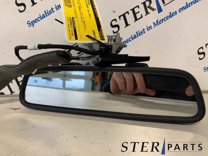Binnenspiegel van een Mercedes E-Klasse, Auto-onderdelen, Spiegels, Mercedes-Benz, Gebruikt, 3 maanden garantie, Ophalen of Verzenden