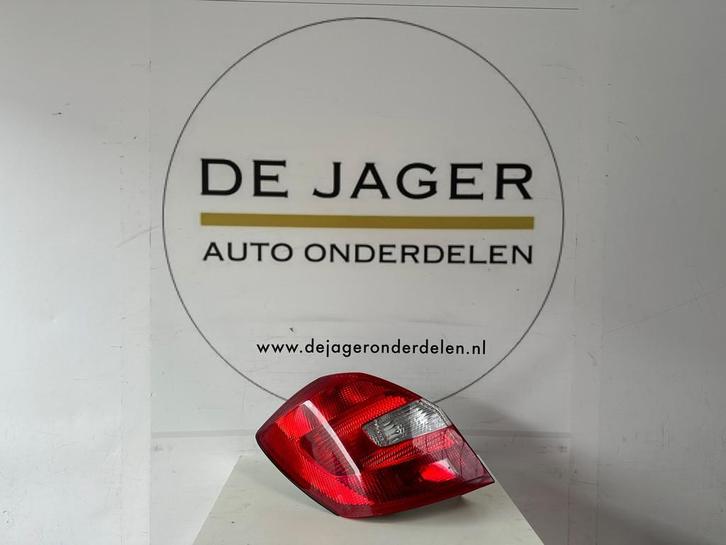 SKODA FABIA 5J6 ACHTERLICHT LINKS ACHTER 5J6945095, Auto-onderdelen, Verlichting, Skoda, Gebruikt