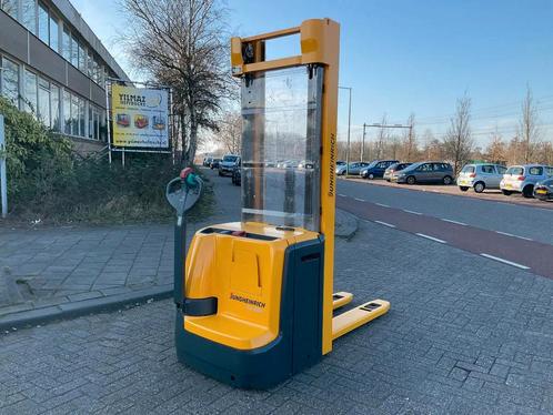 Jungheinrich EJC 216z 1600KG 5.25METER STAPELAAR / HEFTRUCK, Zakelijke goederen, Machines en Bouw | Heftrucks en Intern transport