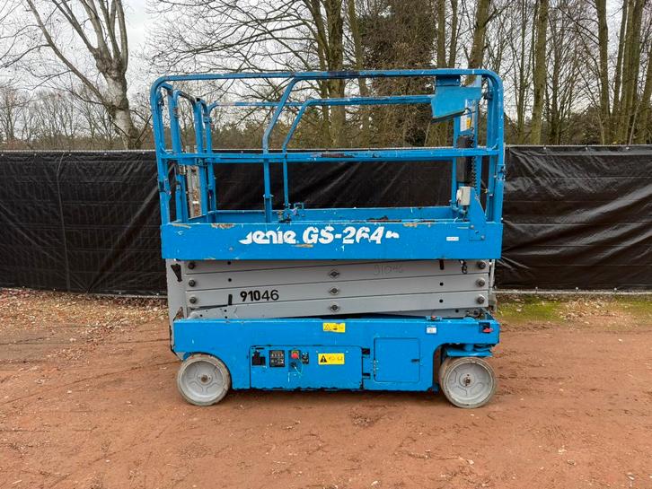 Schaarlift Genie GS-2646 (10m), Doe-het-zelf en Bouw, Lieren en Takels, Ophalen