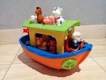 Ark van Noah met 9 dieren en Noah beschikbaar voor biedingen