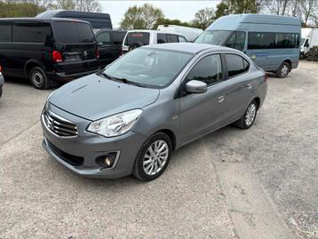Mitsubishi Attrage 1.2i Intense+ *GARANTIE *CARPASS*, Autos, Mitsubishi, Achat, 4 portes, Entreprise, Noir